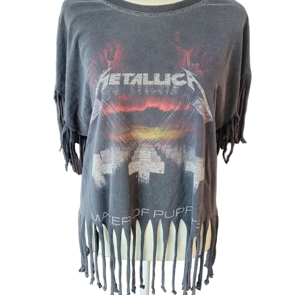 Metallica shredded fringe tshirt